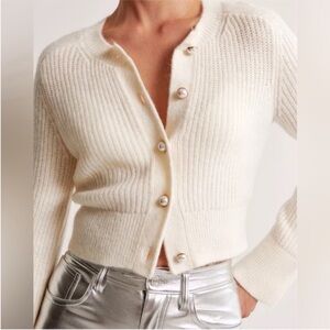Abercrombie & Fitch Crew Pearl Button Cardigan